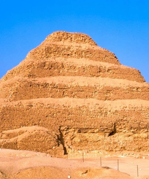Egyptian pyramid may have been built using a water-powered elevator