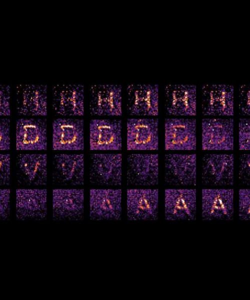 Quantum holograms can send messages that disappear