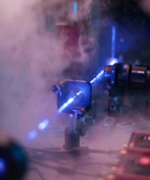 Liquid crystals could improve quantum communication devices