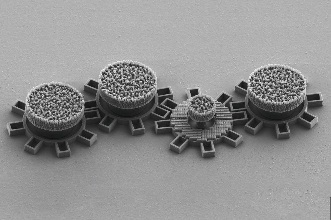Microscopic gears powered by light could be used to make tiny machines ...