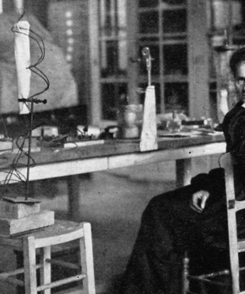 Rich biography of Marie Curie shows how she helped women into science