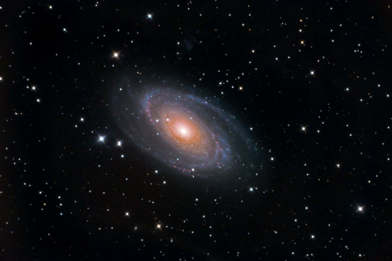 2JD29PH Bode's Galaxy (Messier 81 or NGC 3031) in the constellation Ursa Major, lying asbout 12 million ly away from Earth having a diameter of about 900 000