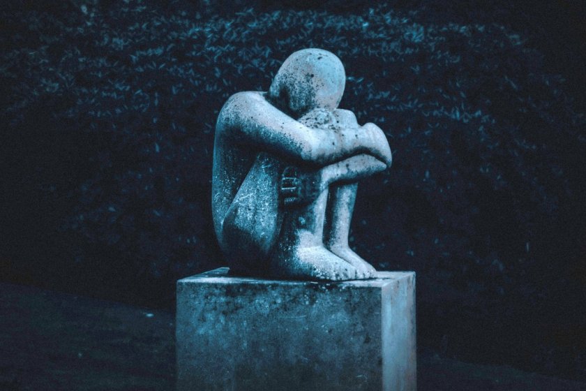 Loss - A sculpture by Jane Mortimer