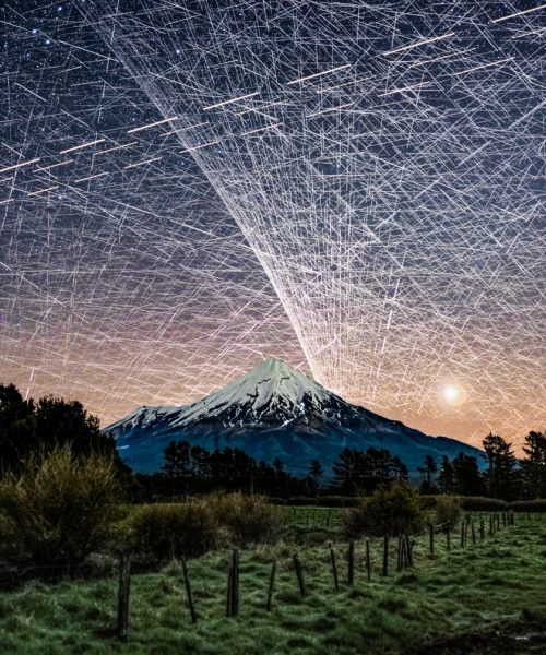 Photo of 14,000 satellite trails shows how busy space is becoming