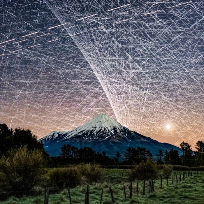 Photo of 14,000 satellite trails shows how busy space is becoming